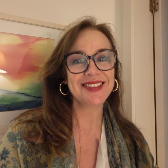 Dra. Maria Mercedes Caracciolo Picarelli — Reumatologista